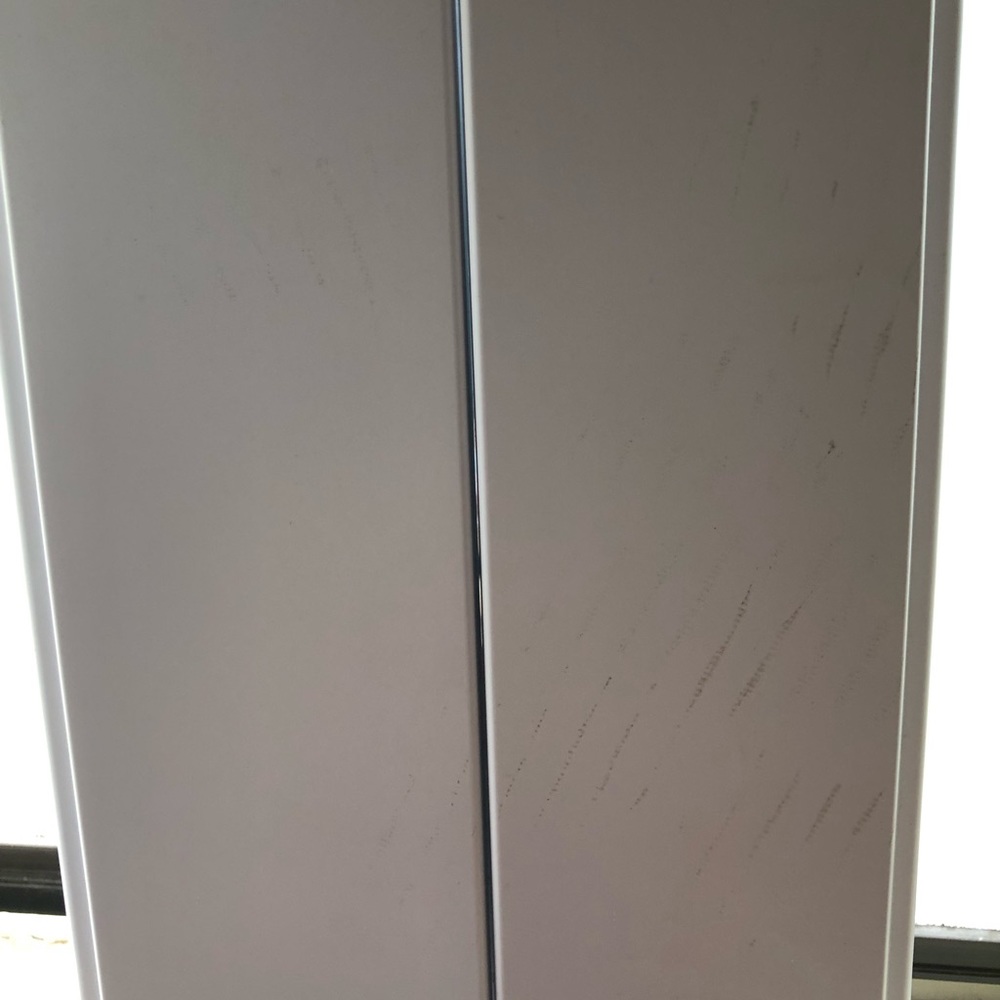 (SOLD‼️) TOUCH TRIFOLD DIMMABLE LED MAKEUP MIRROR - Picture 4 of 8